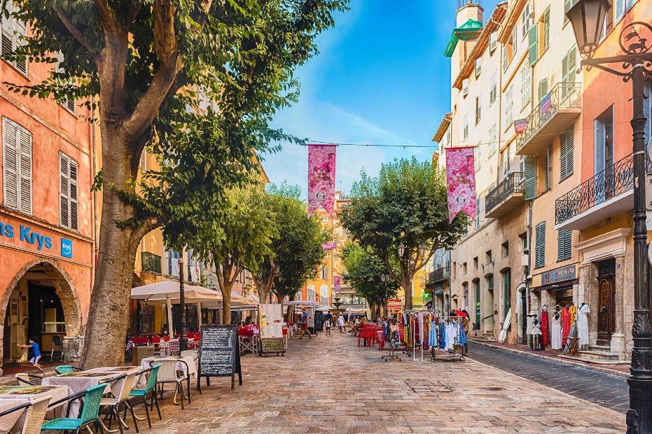 Grasse : patrimoine, art de vivre et douceur de la Côte d'Azur