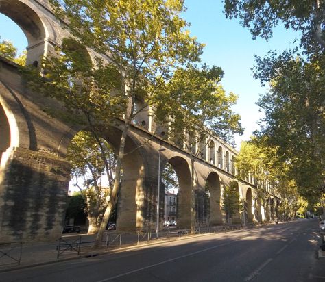 Découvrez Les Arceaux : l'un des quartiers les plus pittoresques de Montpellier.